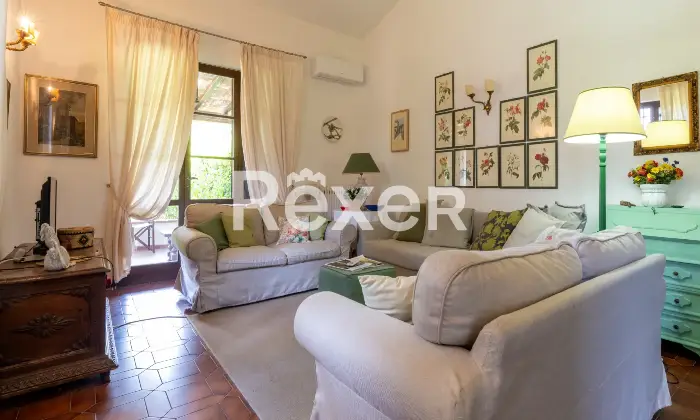 Rexer-Forte-dei-Marmi-Villa-bifamiliare-con-giardino-privato-a-pochi-passi-dal-mare-di-Forte-dei-Marmi-Altro