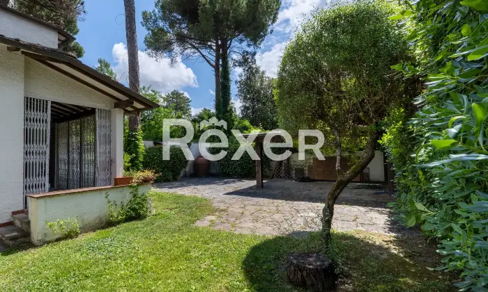 Rexer-Forte-dei-Marmi-Villa-bifamiliare-con-giardino-privato-a-pochi-passi-dal-mare-di-Forte-dei-Marmi-Altro