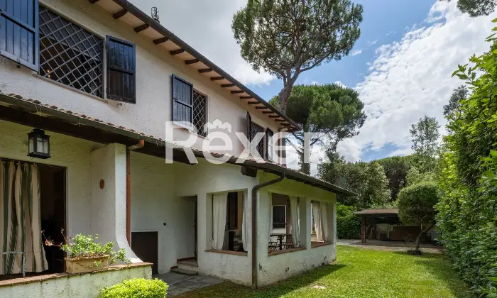 Rexer-Forte-dei-Marmi-Villa-bifamiliare-con-giardino-privato-a-pochi-passi-dal-mare-di-Forte-dei-Marmi-Altro