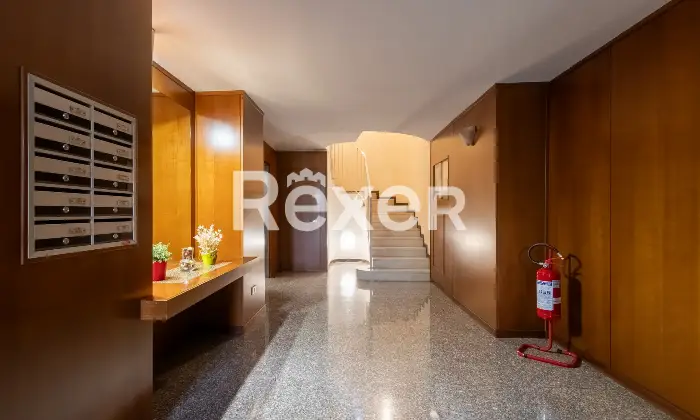 Rexer-Milano-BILOCALE-CON-CANTINA-VIA-FERNANDO-SANTI-Altro