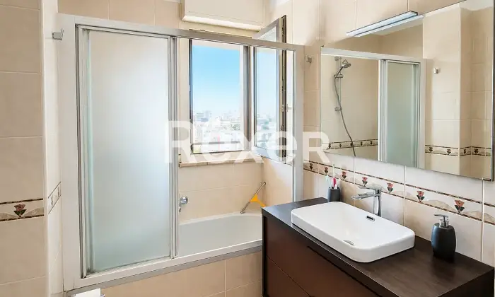 Rexer-Matera-Appartamento-con-ampio-terrazzo-e-splendida-vista-al-penultimo-piano-Altro