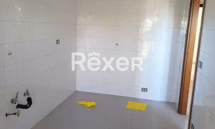 Rexer-Montalbano-Jonico-Appartamento-in-vendita-con-box-e-cantina-di-pertinenza-a-Montalbano-Jonico-Altro