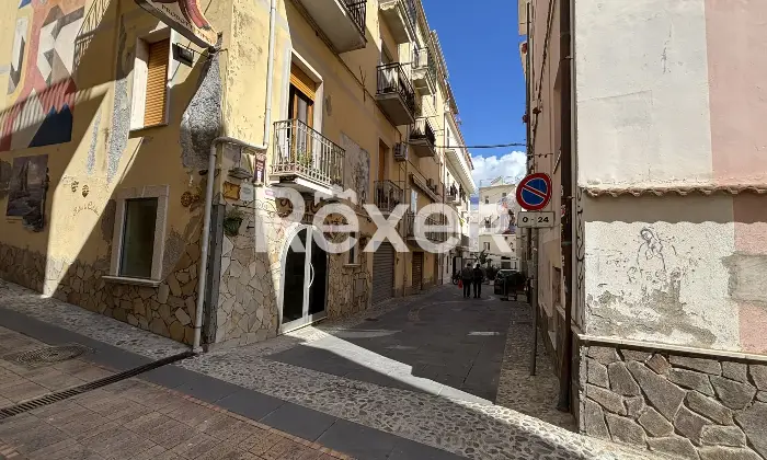 Rexer-Diamante-Ampio-e-panoramico-appartamento-con-sovrastante-terrazzo-da-mq-Terrazzo