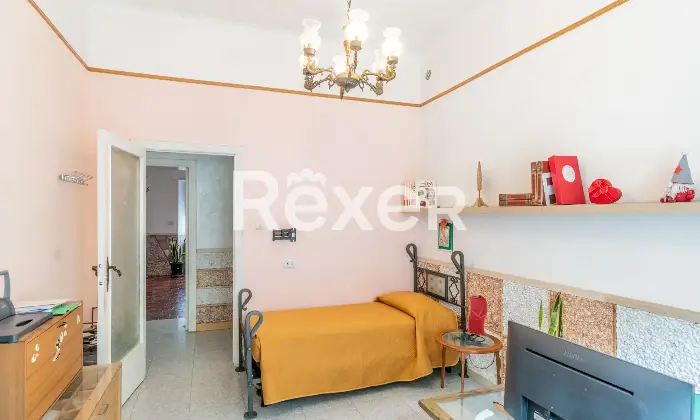 Rexer-Napoli-NAPOLI-VIA-MARIGLIANO-Soluzione-indipendente-con-giardino-e-possibilit-di-ampliamento-Altro