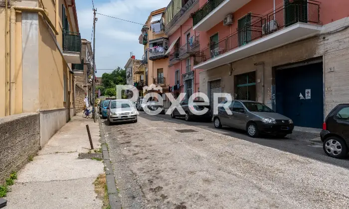 Rexer-Napoli-NAPOLI-VIA-MARIGLIANO-Soluzione-indipendente-con-giardino-e-possibilit-di-ampliamento-Altro