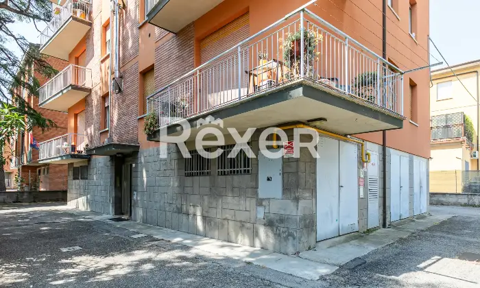 Rexer-Bologna-Bologna-Barca-appartamento-con-balcone-e-cantina-Altro