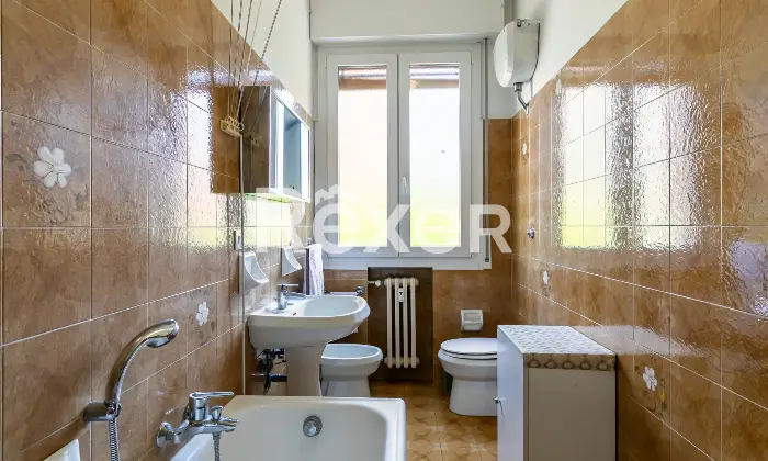 Rexer-Bologna-Bologna-Barca-appartamento-con-balcone-e-cantina-Altro
