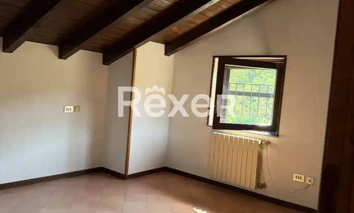 Rexer-Rancio-Valcuvia-Vivere-la-tranquillit-ampio-duplex-con-mansarda-giardino-esclusivo-e-doppi-servizi-Altro