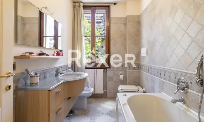 Rexer-BettolaZeloforamagno-QUADRILOCALE-CON-GIARDINO-E-BOX-DOPPIO-Altro