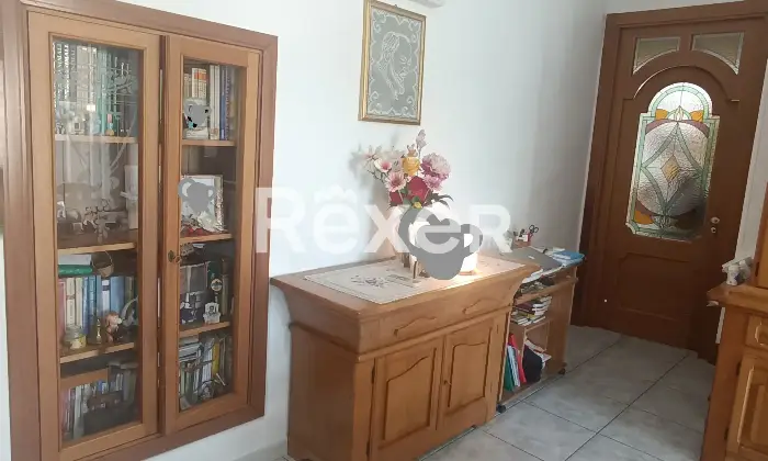 Rexer-Civita-Casa-indipendente-Civita-Soggiorno