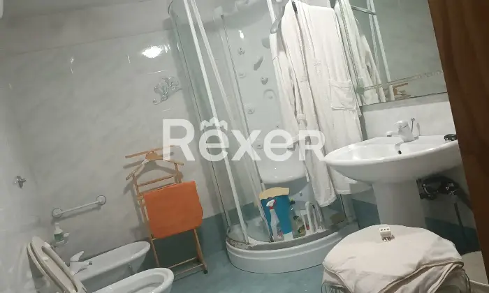 Rexer-Civita-Casa-indipendente-Civita-Bagno