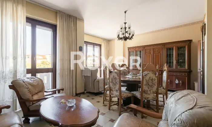Rexer-Locate-di-Triulzi-Trilocale-luminoso-con-box-e-cantina-in-Piazza-della-Vittoria-Locate-di-Triulzi-Altro