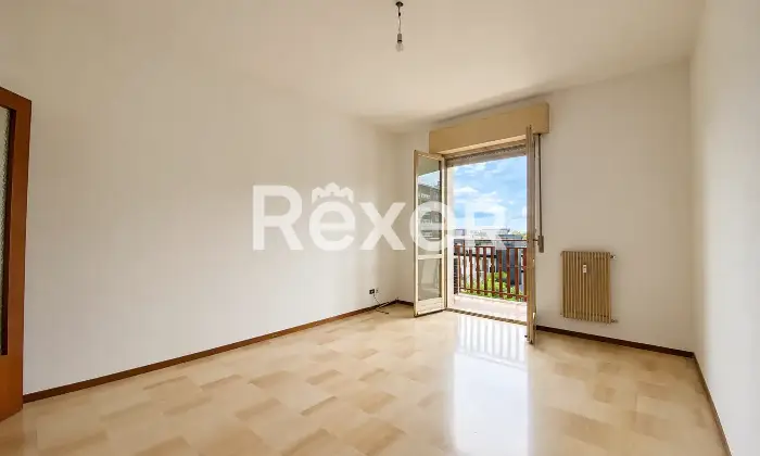 Rexer-Rozzano-Trilocale-luminoso-con-due-balconi-e-ascensore-a-Rozzano-Altro