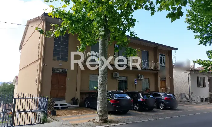 Rexer-Montecassiano-Intero-edificio-in-vendita-in-Via-Guglielmo-Oberdan-a-Montecassiano-Altro