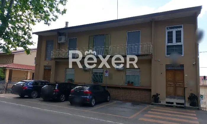 Rexer-Montecassiano-Intero-edificio-in-vendita-in-Via-Guglielmo-Oberdan-a-Montecassiano-Altro