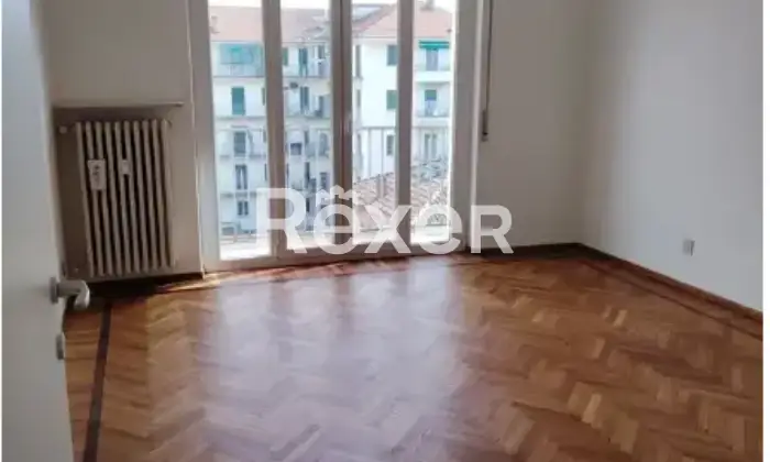 Rexer-Valenza-Quadrilocale-in-vendita-in-Piazza-Antonio-Gramsci-a-Valenza-Altro