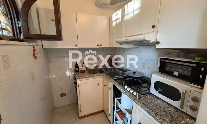 Rexer-Boissano-Trilocale-vista-mare-con-giardino-e-posto-auto-Altro