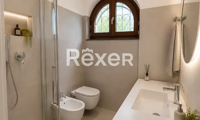 Rexer-Boissano-Trilocale-vista-mare-con-giardino-e-posto-auto-Altro