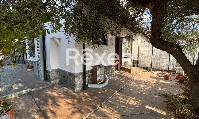 Rexer-Boissano-Trilocale-vista-mare-con-giardino-e-posto-auto-Altro