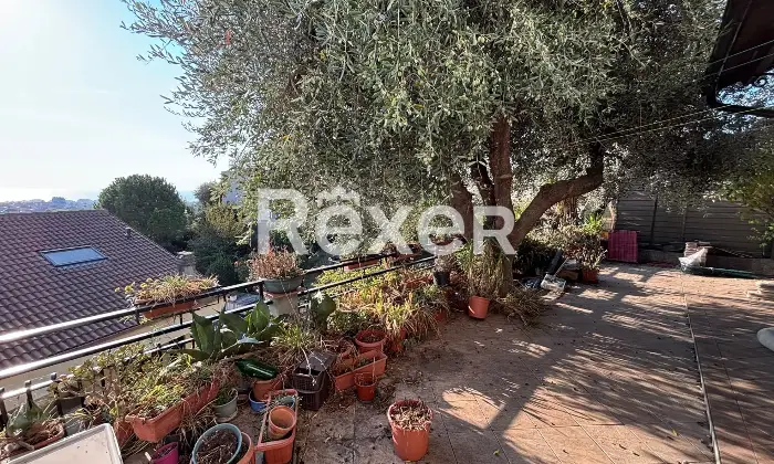 Rexer-Boissano-Trilocale-vista-mare-con-giardino-e-posto-auto-Altro
