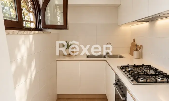 Rexer-Boissano-Trilocale-vista-mare-con-giardino-e-posto-auto-Altro