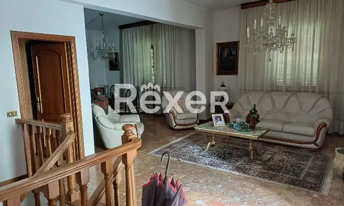 Rexer-San-Marcello-Piteglio-Casa-indipendente-con-giardino-taverna-e-garage-doppio-a-San-Marcello-Piteglio-Altro