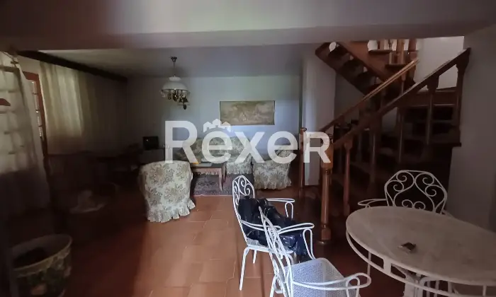 Rexer-San-Marcello-Piteglio-Casa-indipendente-con-giardino-taverna-e-garage-doppio-a-San-Marcello-Piteglio-Altro