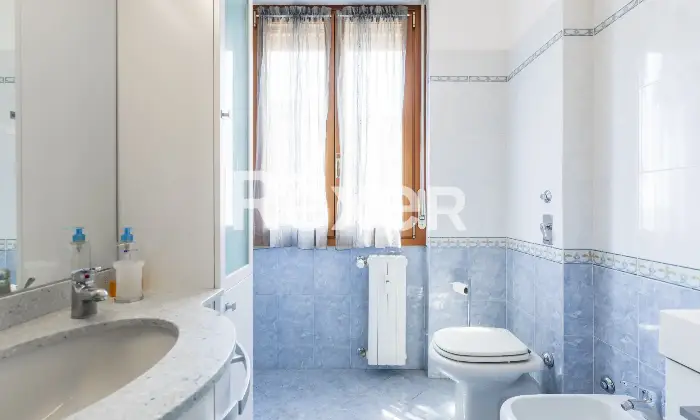 Rexer-Pioltello-Trilocale-con-tre-balconi-arredato-e-pronto-da-abitare-Altro