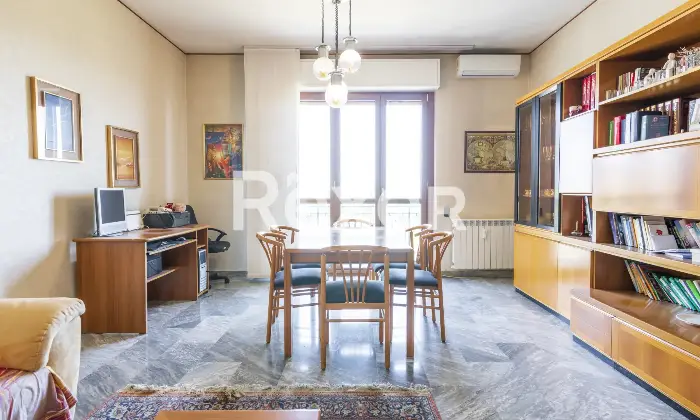 Rexer-Pioltello-Trilocale-con-tre-balconi-arredato-e-pronto-da-abitare-Altro