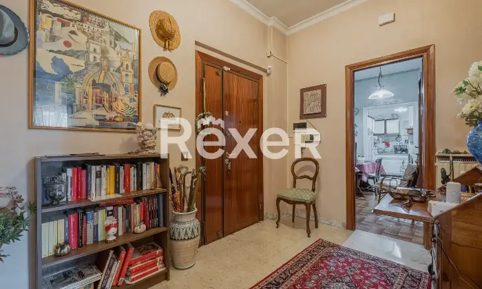 Rexer-Roma-Appartamento-ampia-metratura-con-diritto-di-abitazione-Altro