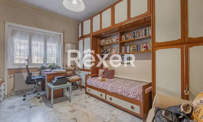 Rexer-Roma-Appartamento-ampia-metratura-con-diritto-di-abitazione-Altro