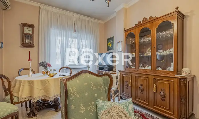 Rexer-Roma-Appartamento-ampia-metratura-con-diritto-di-abitazione-Altro