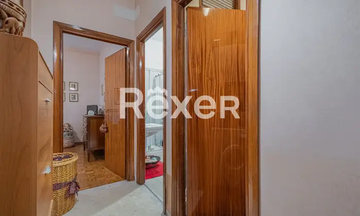 Rexer-Roma-Appartamento-ampia-metratura-con-diritto-di-abitazione-Altro