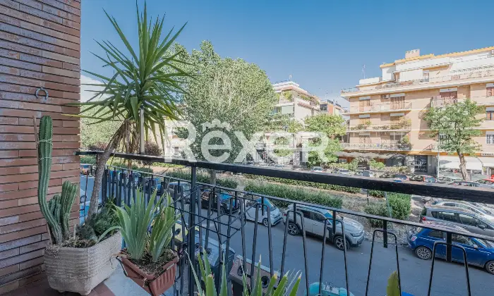 Rexer-Roma-Appartamento-ampia-metratura-con-diritto-di-abitazione-Altro
