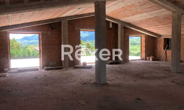 Rexer-Lioni-Intero-edificio-in-vendita-in-Via-Moliniello-a-Lioni-Altro