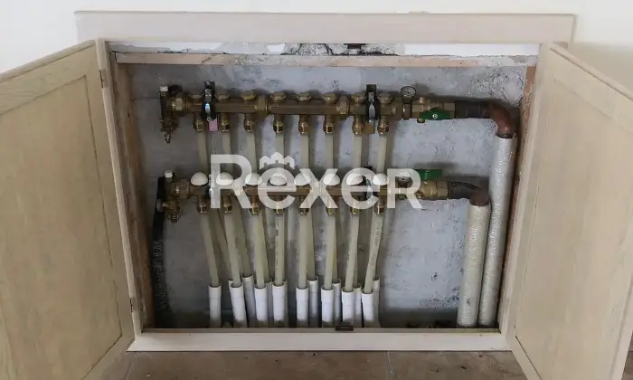 Rexer-Lioni-Intero-edificio-in-vendita-in-Via-Moliniello-a-Lioni-Dettagli