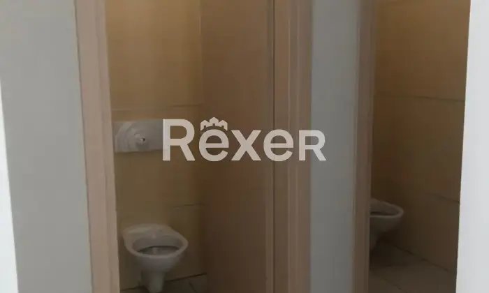 Rexer-Lioni-Intero-edificio-in-vendita-in-Via-Moliniello-a-Lioni-Bagno-di-servizio