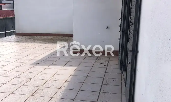Rexer-Lioni-Intero-edificio-in-vendita-in-Via-Moliniello-a-Lioni-Terrazzo