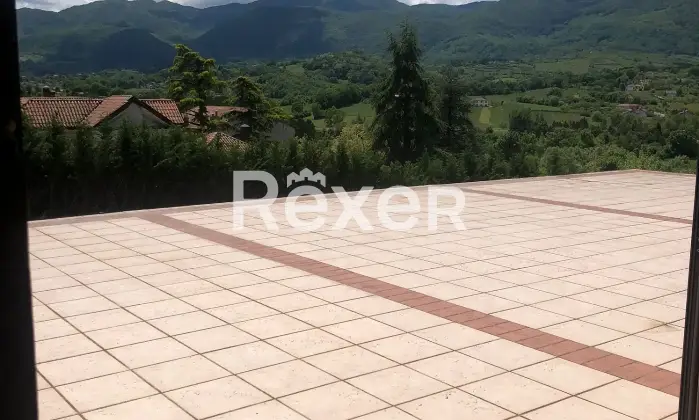 Rexer-Lioni-Intero-edificio-in-vendita-in-Via-Moliniello-a-Lioni-Terrazzo