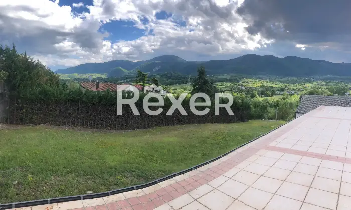 Rexer-Lioni-Intero-edificio-in-vendita-in-Via-Moliniello-a-Lioni-Vista