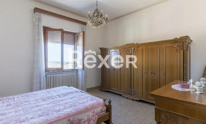 Rexer-Marciano-della-Chiana-Intero-stabile-composto-da-due-unit-abitative-Altro