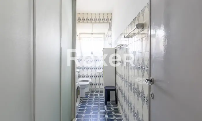 Rexer-Corsico-Tre-locali-ultimo-piano-Altro