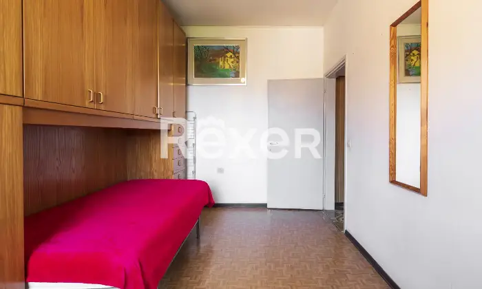 Rexer-Corsico-Tre-locali-ultimo-piano-Altro