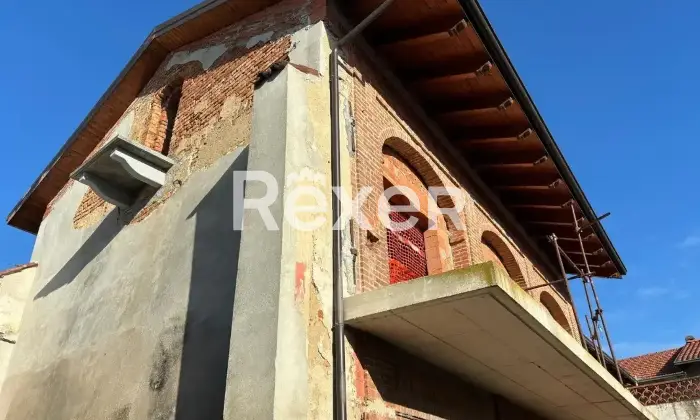 Rexer-Bianze-Villa-in-vendita-in-Via-Isnardi-a-Bianz-Altro