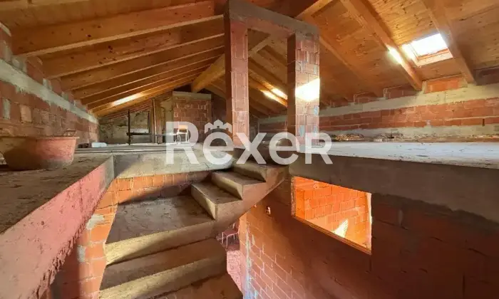 Rexer-Bianze-Villa-in-vendita-in-Via-Isnardi-a-Bianz-Altro