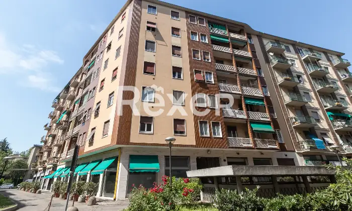 Rexer-Milano-Appartamento-con-cantina-Altro