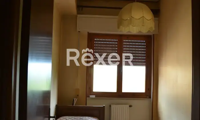 Rexer-Grotte-di-Castro-Ampio-appartamento-con-garage-quadruplo-nel-cuore-di-Grotte-di-Castro-Altro