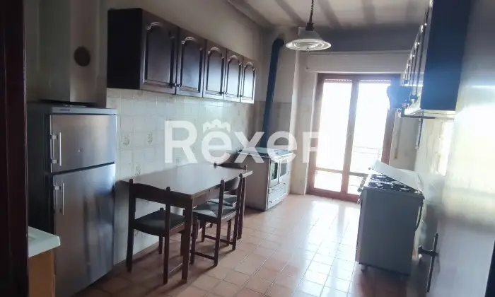 Rexer-Grotte-di-Castro-Ampio-appartamento-con-garage-quadruplo-nel-cuore-di-Grotte-di-Castro-Altro
