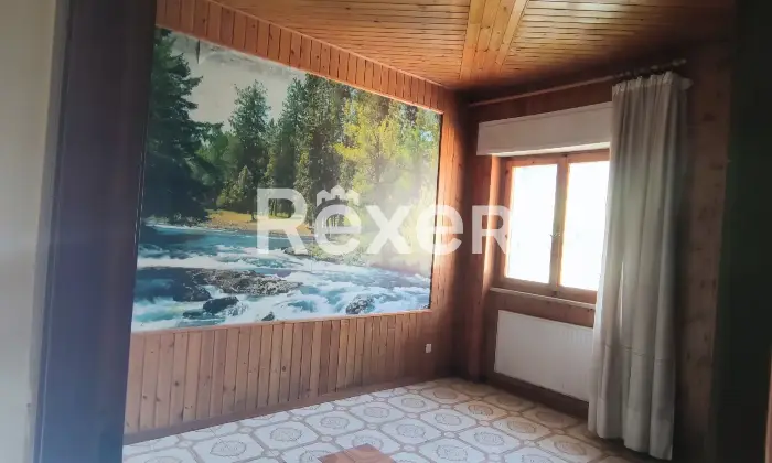 Rexer-Grotte-di-Castro-Ampio-appartamento-con-garage-quadruplo-nel-cuore-di-Grotte-di-Castro-Altro