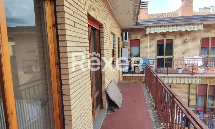 Rexer-Grotte-di-Castro-Ampio-appartamento-con-garage-quadruplo-nel-cuore-di-Grotte-di-Castro-Altro